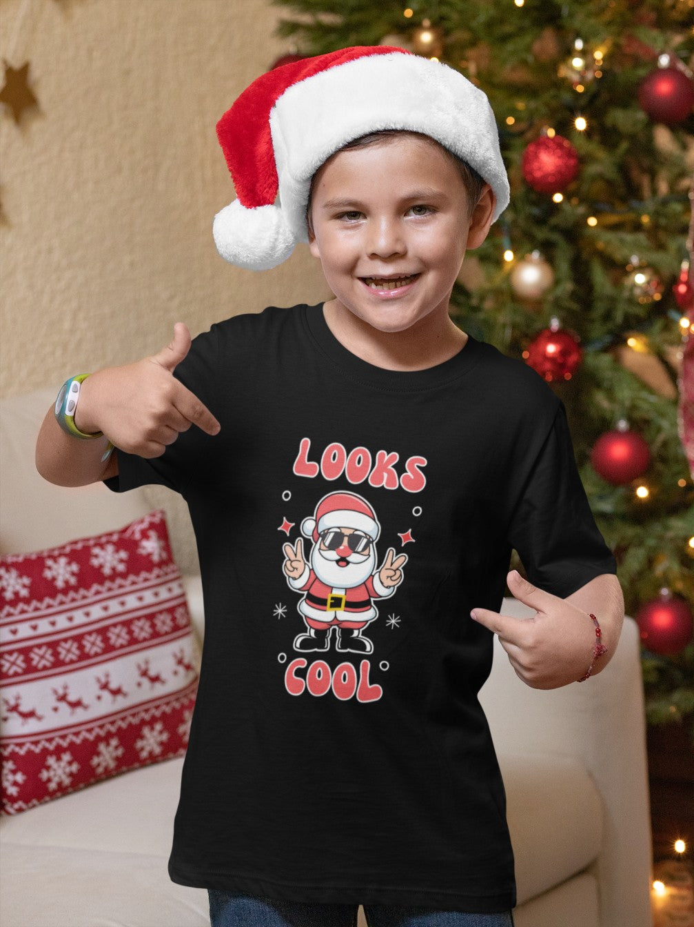 Spread Love with adorable Santa showing peace -Boyst shirt