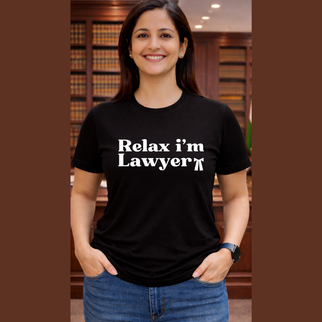 Relax I ' M Lawyer -Ladies Classic Crew T-Shirt